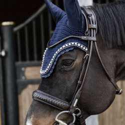 Bonnet Wellington Kentucky large pearls