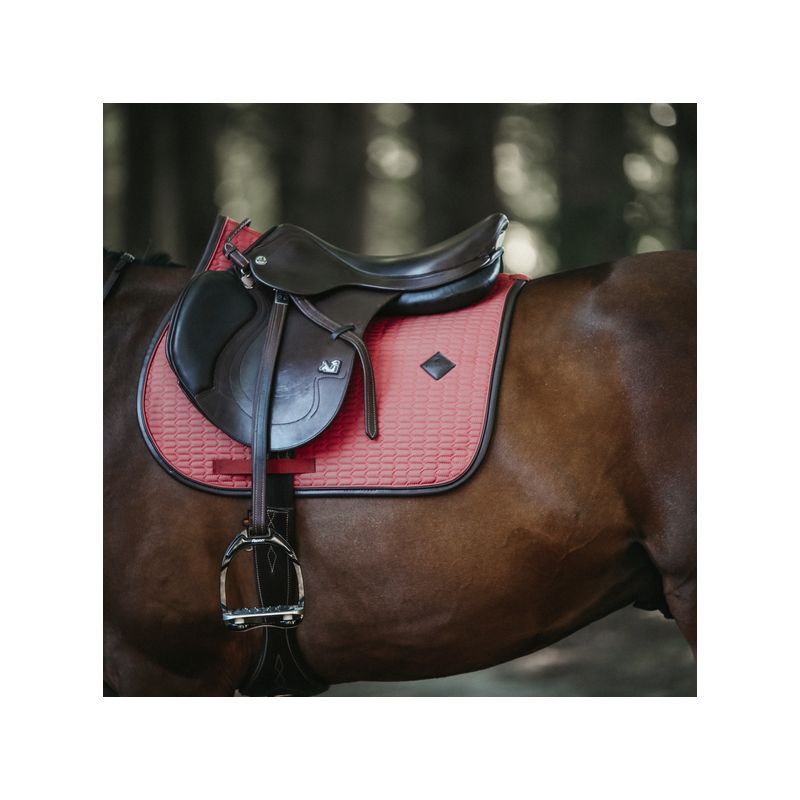 Saddle Pad Color Edition Leather Jumping tapis cuir chevaux Kentucky Saddle Pad Color Edition Leather Jumping tapis cuir chevaux Kentucky