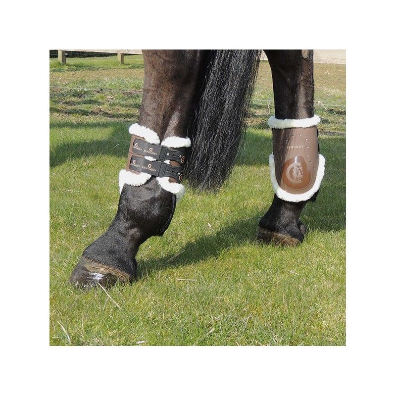 Sheepskin Fetlock Boots Elastic protège-boulets en mouton avec crochets chevaux Kentucky Sheepskin Fetlock Boots Elastic protège-boulets en mouton avec crochets chevaux Kentucky
